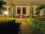 У номера отеля Le Domaine de La Réserve Hotel